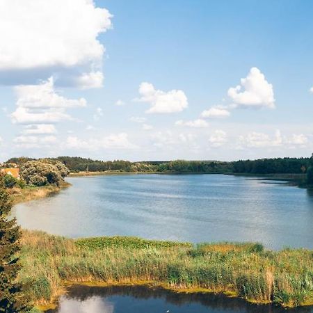 Człuchów Leelooアパートホテル エクステリア 写真